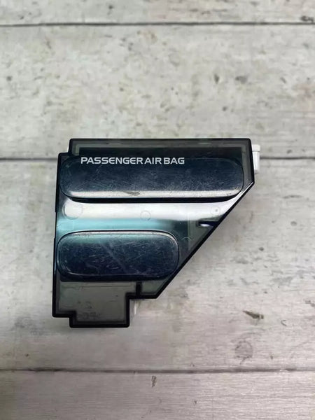 18 19 20 21 22 TOYOTA CAMRY PASSANGER INDICATOR PASSANGER LIGHT INDICATOR OEM 489205