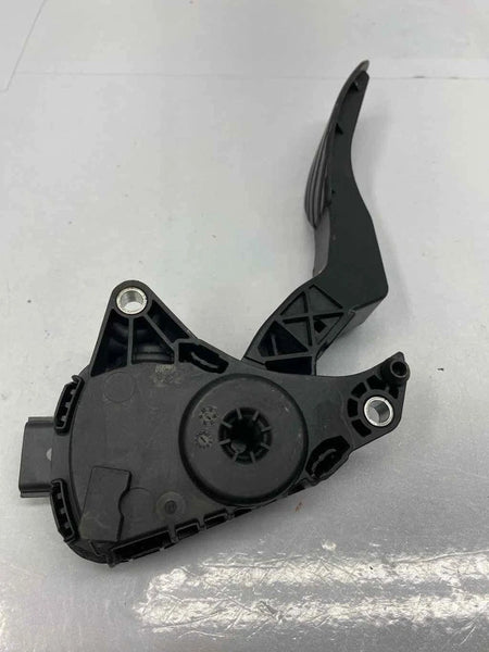 2018 NISSAN ROGUE SPORT ACCELERATOR PEDAL 2.0L PEDAL ASSEMBLY OEM 18002DF30A