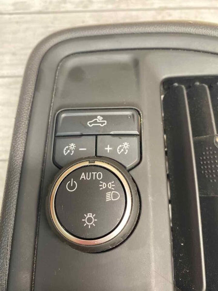 Interruptor de faros delanteros para Chevrolet Silverado 19/22, conjunto completo con moldura de ventilación 84526541