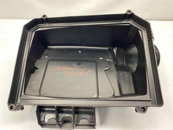 20 22 MERCEDES CLA250 AIR CLEANER FILTER HOUSING UPPER PART ONLY OEM 2600902900