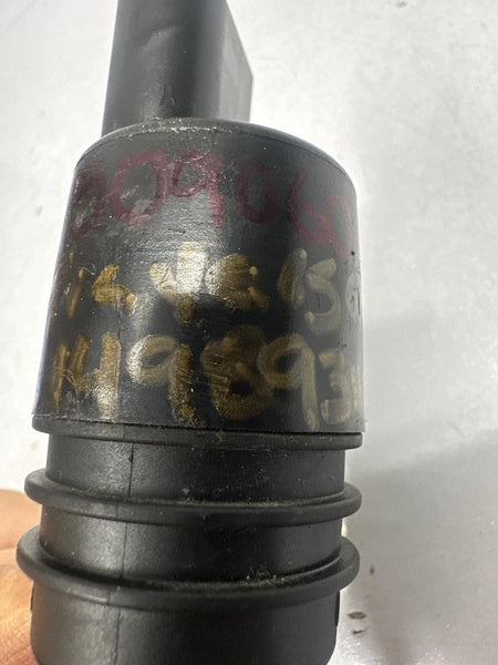 2018 TO 2021 CHEVROLET TRAVERSE WASHER PUMP WASHER BOTTLE PUMP ONLY OEM 84993622