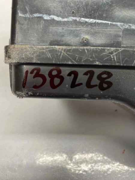 2020 GMC YUKON JUNCTION BOX JUNCTION BLOCK BOX FUSE RELAY ASSEMBLY OEM 35012135