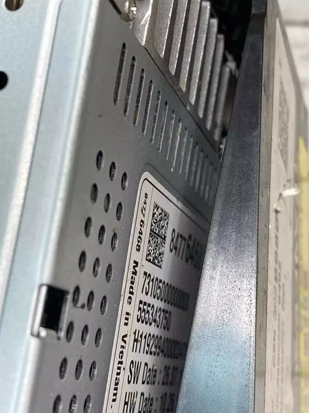 Chevrolet Traverse radio am fm 2020 2021 display screen assy OEM 84776468