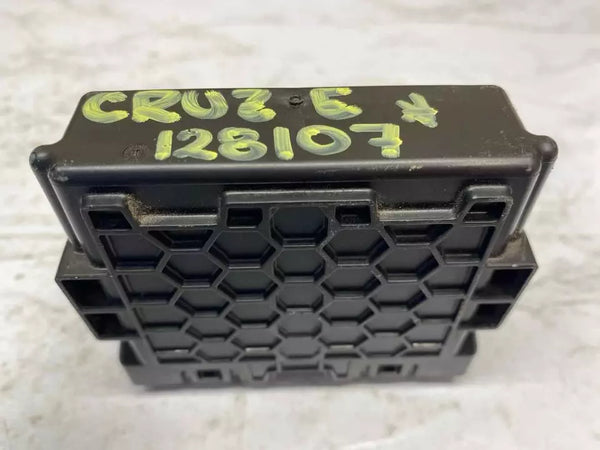 CHEVROLET CRUZE 17 18 CONJUNTO DE UNIDAD DE MÓDULO DE CONTROL DE ASISTENCIA DE ESTACIONAMIENTO PARA EL CONDUCTOR OEM 13517788