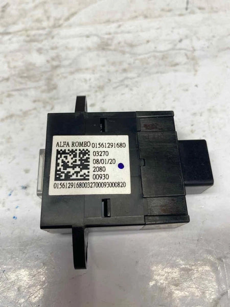 2020 ALFA ROMEO GIULIA CENTER CONSOLE CENTER CONSOLE USB PLUG OEM 01561291680