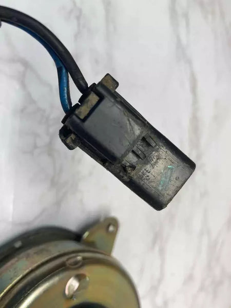16 17 18 19 20 21 22 ACURA ILX SOLO MOTOR DEL CONDENSADOR DE ENFRIAMIENTO ELÉCTRICO OEM 38616R4HA01 TIENE UNA ABOLLADURA