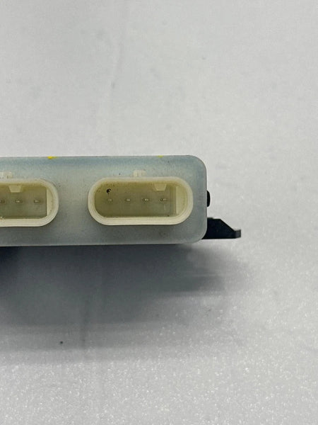 2023 CHEVROLET EQUINOXCHEVROLET EQUINOX REAR LIFTGATE HANDS FREE CONTROL MODULE ASSY OEM 42581710 REAR LIFTGATE HANDS FREE 2023 CONTROL MODULE ASSY OEM 42581710