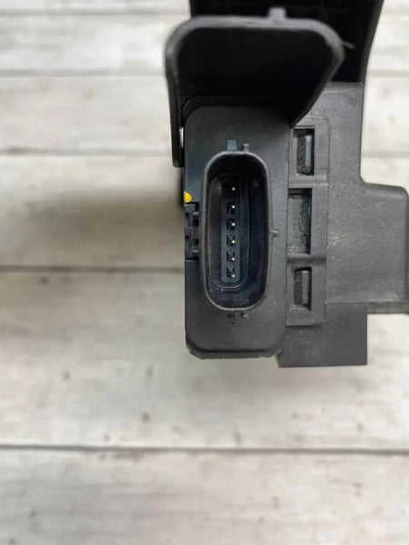 Hyundai Santa Fe accelerator pedal 19 23 2.4L pedal assy OEM OEX0216B3BD4100