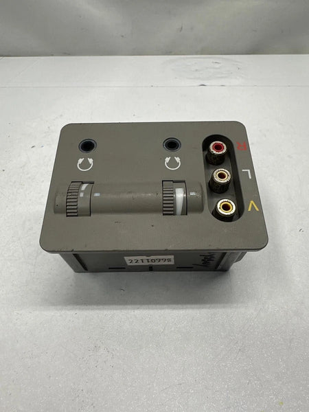 2016 HONDA ODYSSEY REAR CONSOLE REAR HEADPHONE INPUT JACK AUDIO ASSY OEM M45519