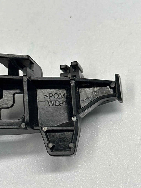 2018 TO 2023 TOYOTA CAMRY TAIL LIGHT BRACKET BUMPER RETAINER RIGHT SIDE OEM 5256206090