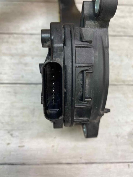 Chevrolet Traverse accelerator pedal 2020 pedal assy OEM 2.0L 22995238