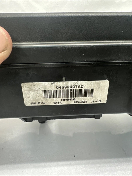 2007 DODGE DURANGO JUNCTION BOX JUNCTION BLOCK BOX FUSE RELAY OEM 04692097AC