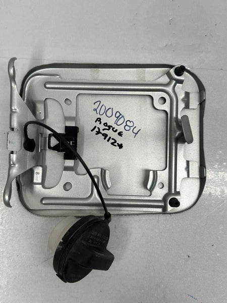 2018 TO 2020 NISSAN ROGUE FUEL TANK DOOR GAS CAP LID ASSY OEM G88309TGMA K23 SILVER