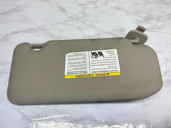 20 21 22 NISSAN SENTRA PARASOL LADO IZQUIERDO SIN ILUMINACIÓN GRIS OEM 964016LE0C