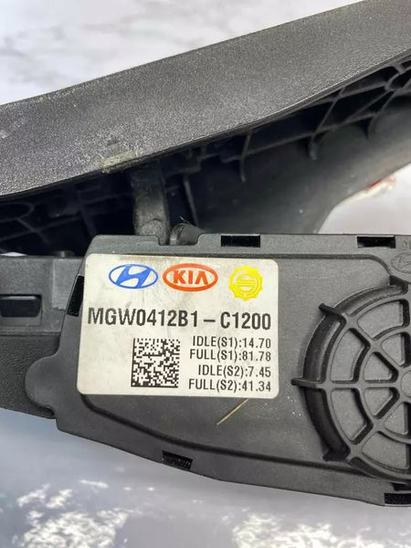 15 16 17 18 19 HYUNDAI SONATA PEDAL DEL ACELERADOR CONJUNTO DEL PEDAL 2.4L OEM 0412B1C1200
