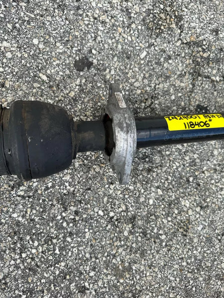 14 15 16 17 18 19 MERCEDES CLA250 EJE DELANTERO DERECHO CONJUNTO INTERIOR Y EXTERIOR OEM 2463301901
