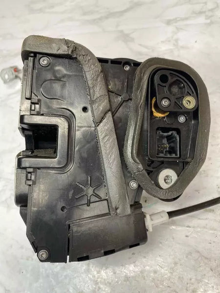 18 19 20 21 22 23 24 CHEVROLET EQUINOX ACTUADOR DE BLOQUEO DE PUERTA DELANTERA IZQUIERDA CONJUNTO OEM 13516687