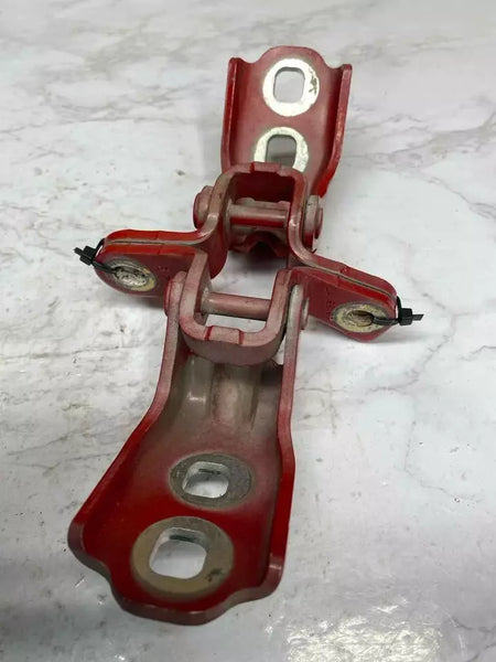 16 17 18 19 CHEVROLET CRUZE DOOR HINGE FRONT LEFT DRIVER SIDE ASSY RED COLOR OEM