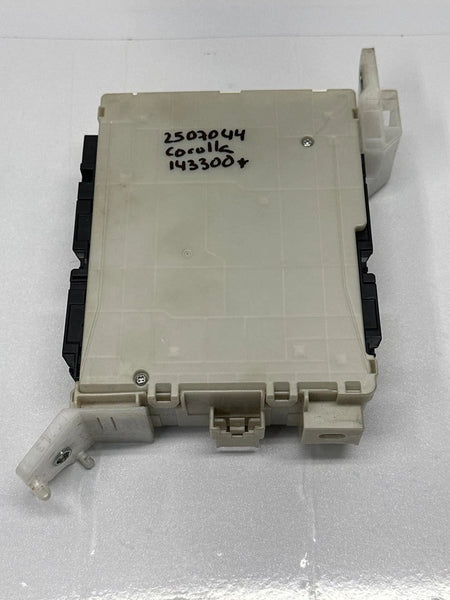 2020 TOYOTA COROLLA JUNCTION BOX FUSE RELAY BLOCK CABIN ASSEMBLY OEM 8273012N90