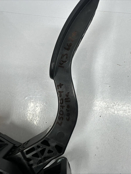 2023 TOYOTA COROLLA ACCELERATOR PEDAL ASSEMBLY 1.8L HYBRID LE OEM 7811012101