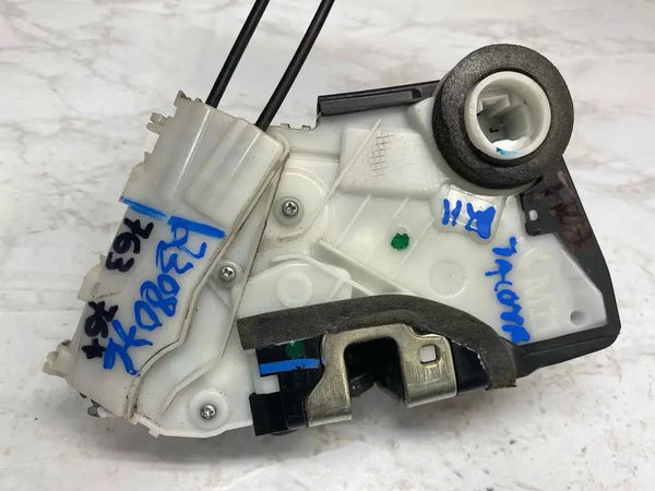 2016 TO 2023 TOYOTA TACOMA DOOR LOCK ACTUATOR FRONT RIGHT SIDE OEM 6903007020