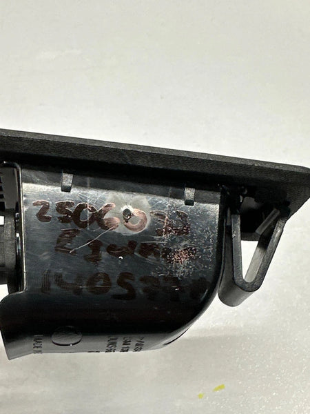 2018 TO 2023 CHEVROLET EQUINOX LICENSE PLATE LIGHTS REAR PAIR ASSY ASSY OEM 13590043