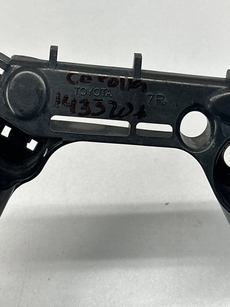 2019 TO 2023 TOYOTA COROLLA FRONT BUMPER RIGHT PASSANGER SIDE BRACKET 5211502480