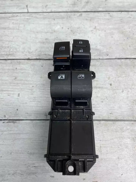 Toyota Tacoma master switch 16 to 22 front left side extended cab OEM 8482004080