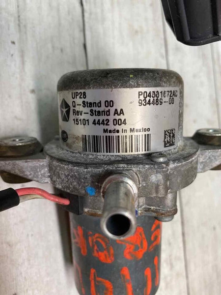 Bomba de vácuo Jeep Cherokee 2015 a 2018 3.2L servo freio a vácuo OEM 04581672AC