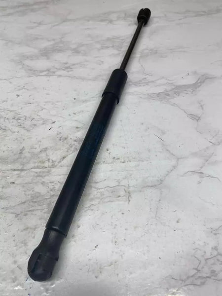 2016 TO 2019 VOLKSWAGEN PASSAT HOOD SHOCK 2016 TO 2019 LEFT SIDE STRUT SUPPORT OEM 561827550D
