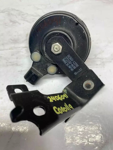 20 21 22 23 TOYOTA COROLLA BOCINA ALARMA DE SIRENA ANTIRROBO TONO ALTO JAPONÉS OEM 8656012090