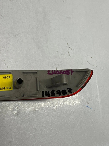 2018 TO 2023 CHEVROLET EQUINOX REAR REFLECTOR LIGHT DRIVER LEFT SIDE OEM 84306358