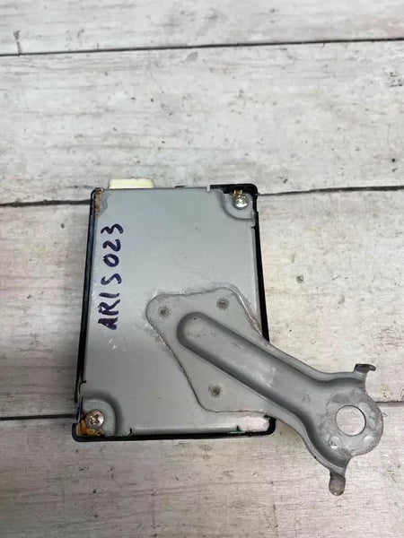 Toyota 4Runner keyless entry 20 remote antenna door control unit OEM 897A035010