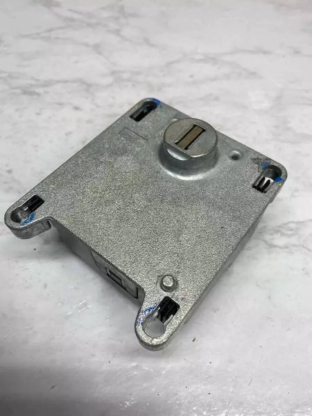 20 21 22 23 CHEVROLET SILVERADO 1500 UNIDAD DEL MÓDULO DE CONTROL DE LA COLUMNA DE DIRECCIÓN OEM 13524104
