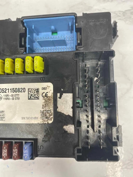 2018 TO 2020 JEEP RENEGADE FUSE RELAY CONTROL BCM UNIT ASSEMBLY OEM 00521150820