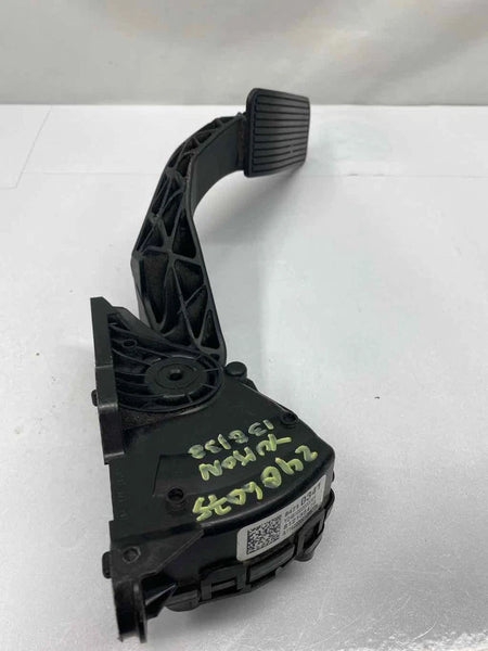 2020 GMC YUKON ACCELERATOR PEDAL PEDAL ACCELERATOR ASSEMBLY 5.3L OEM 84710341