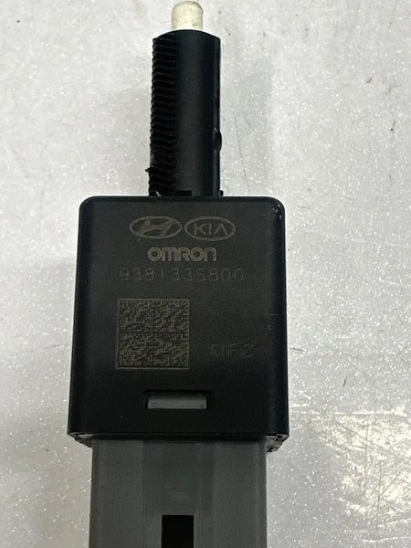 2018 HYUNDAI SANTA FE BRAKE PEDAL SENSOR CONTROL BUTTON SWITCH OEM 938133S800