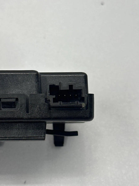 2018 TO 2024 CHEVY TRAVESE LOCK CONTROL MODULE THEFT LOCKING UNIT OEM 13523281