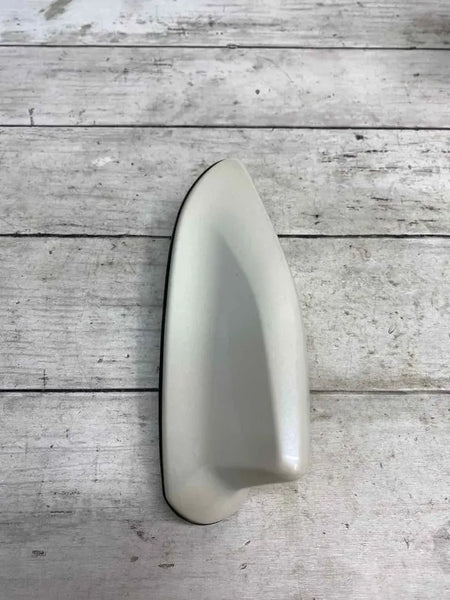 Toyota CHR radio antenna fm 20 22 roof shark fin white paint code 070 86760F4050