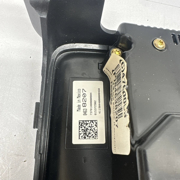2017 TO 2019 CHEVY SILVERADO 1500 PICKUP RADIO AM FM DISPLAY SCREEN CONTROL 84638207