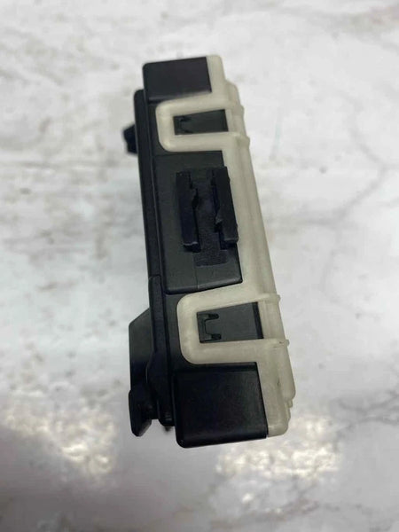 2020 TO 2022 MERCEDES CLA250 DOOR CONTROL REAR RIGHT OR LEFT ASSY OEM 1779005505