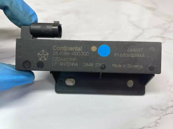 15 16 17 18 19 20 21 JEEP RENEGADE ENTRADA SIN LLAVE RECEPTOR DE ANTENA AMPLIFICADORA OEM 68068148AA