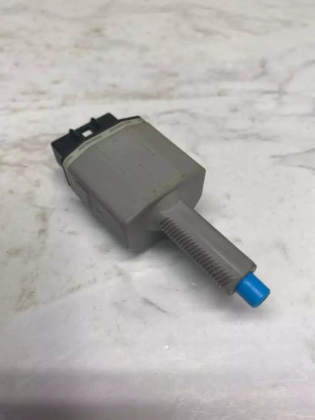 18 19 20 21 22 TOYOTA CHR SENSOR DE LUZ DE FRENO INTERRUPTOR DE PEDAL DE FRENO CONJUNTO OEM 3141A86