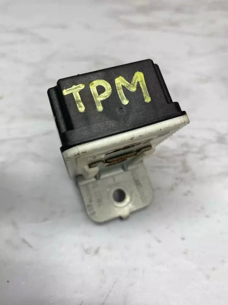 15 16 17 HYUNDAI ACCENT CONTROL DE SUSPENSIÓN TPMS MÓDULO DE CONTROL OEM 958001R700