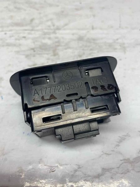 2020 MERCEDES CLA250 WINDOW CONTROL BUTTON SWITCH 1777203502 REAR LEFT OR RIGHT