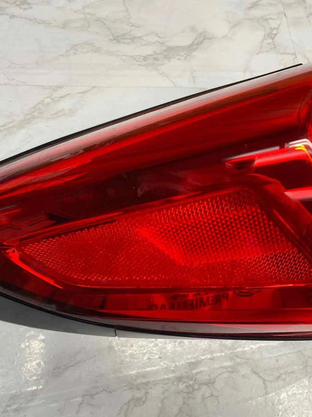 2018 TO 2023 TOYOTA CHR TAIL LIGHT LEFT SIDE QUARTER PANEL ASSY OEM 81561F4021