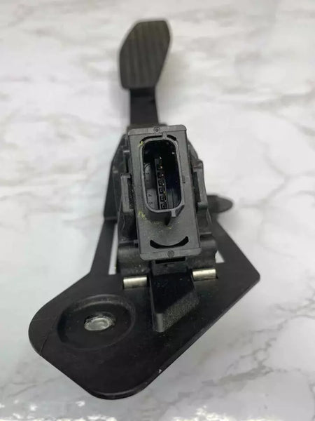 19 20 21 22 23 24 CHEVROLET SILVERADO 1500 PEDAL DE ACELERADOR CONJUNTO DE PEDAL 5.3L OEM 84024307