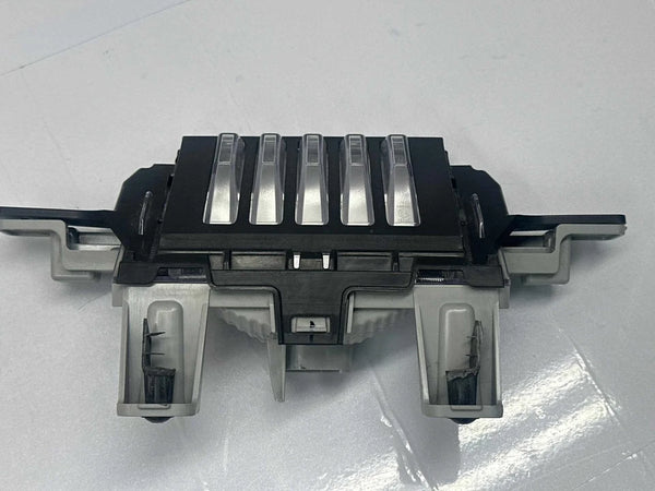 2025 KIA K4 BACK UP BACK UP STOP CENTER LIGHT LAMP ASSEMBLY OEM 924A3GG020