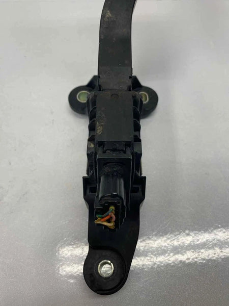 2019 HYUNDAI KONA ACCELERATOR PEDAL PEDAL ACCELERATOR ASSEMBLY 2.0L OEM 00136810