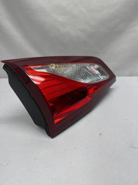 2020 2021 CHEVROLET EQUINOX TAIL LIGHTLEFT SIDE LIFTGATE MOUNTED ASSY OEM 84774015